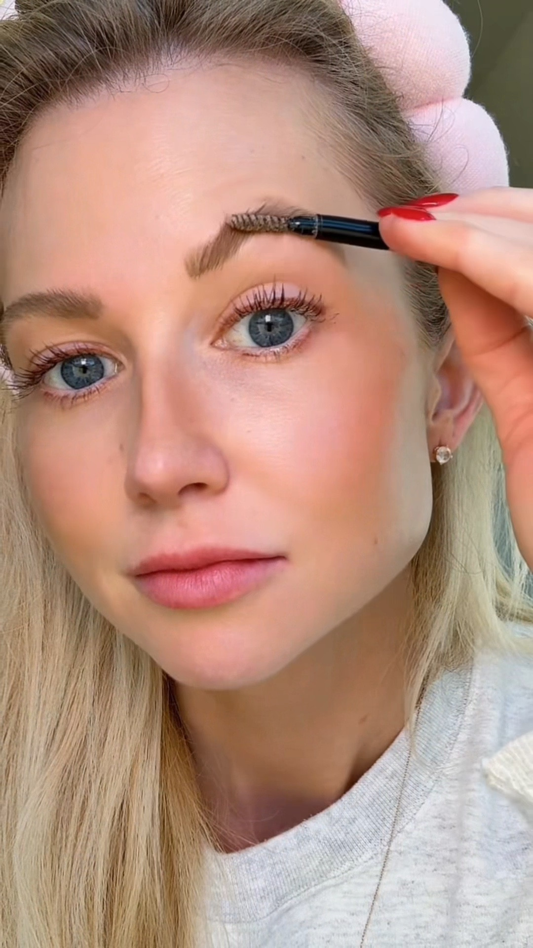 Everyday quick and subtle makeup look for “mom days” where you want to look put together but not go full glam. Shade info: makeup by Mario eyeliner pencil in shade soft brown is only sold directly through his website now so I couldn’t link that shade. Armani eyeshadows - I use both shade beige and cashew. Beige is what I have in this video it is very very subtle - good for no makeup makeup looks. Cashew is more pigmented and what I use on days I actually have somewhere to go. Both are great and last a long time - a little goes a long way. The blush I used my finger for is the Tarte one I linked - I had to cut open the tube bc I’m on the last drops - that’s why I used my finger to dot it on. 


#LTKBeauty #LTKgrwm