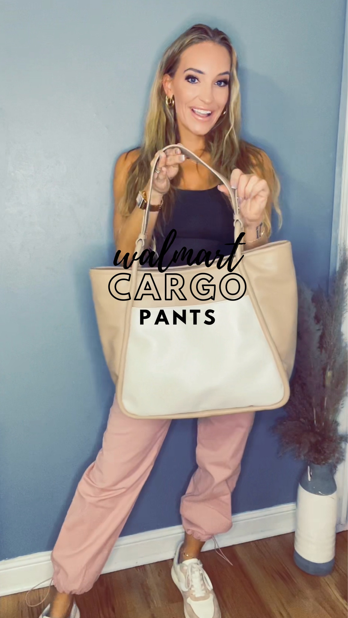 Small in pants and med in top 🫶