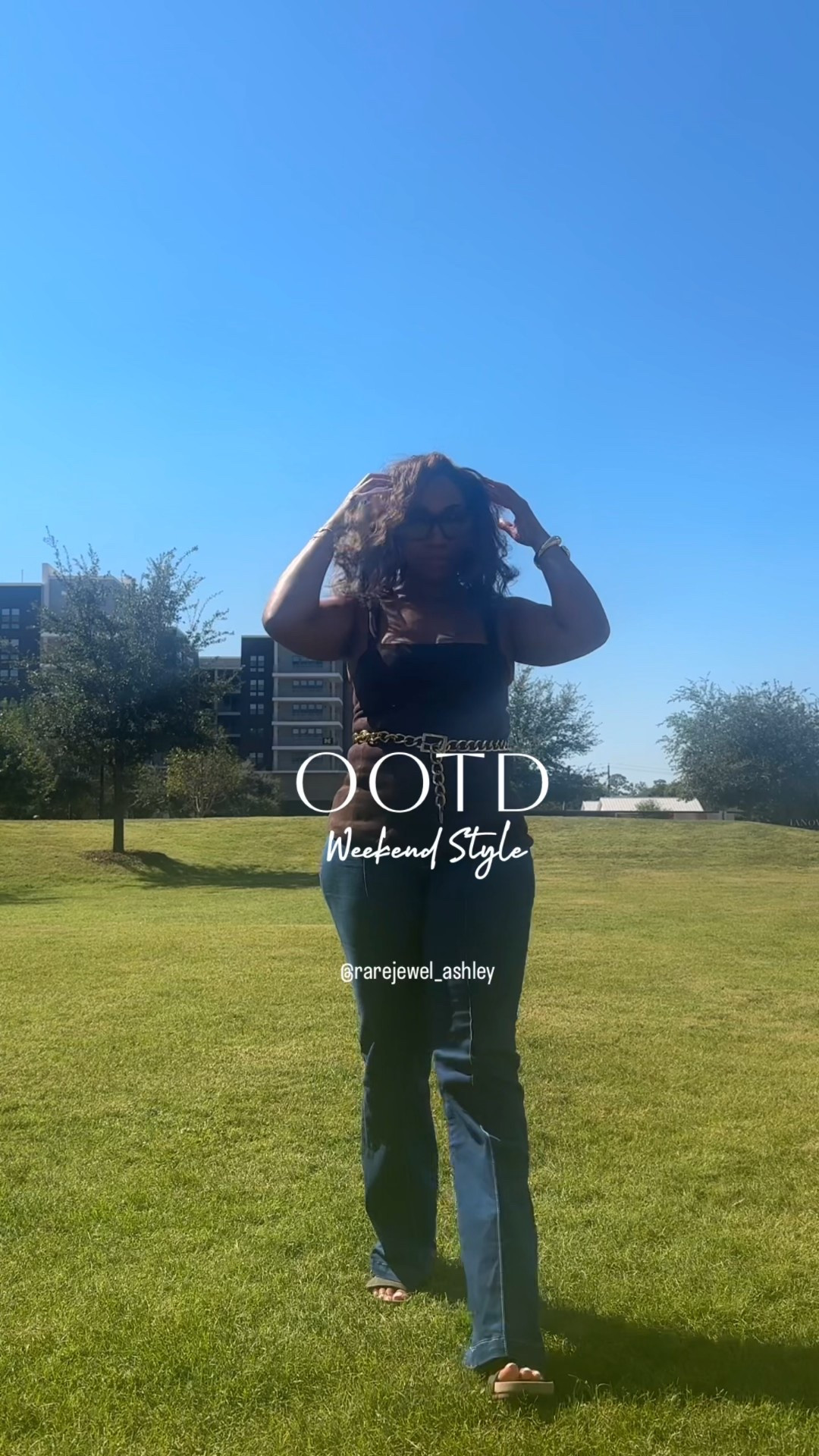 My Saturday OOTD! 

*Similar pieces linked.
Exact outfit details
Jeans: @bcbgmaxazria
Slides: @michaelkors 
Top: @EmersonLang
Earring: @Target
Bangle bracelet: @walmart
Shades: oldie, so I’m not too sure

#Walmartpartner #casualstyle #weekendstyle #fallstyle #outfitinspiration #styleinspo #lotd #ootd #whatiwore #denim #jeans #suede #brown #michaelkors #bcbg #bcbgmaxazria #Walmart #WalmartFinds #trending 

#LTKSeasonal #LTKStyleTip