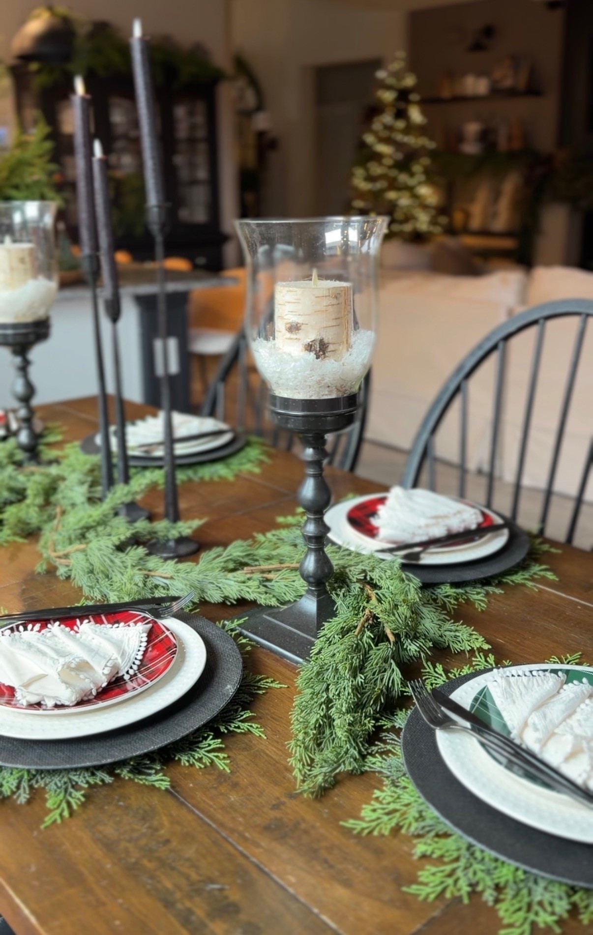 Christmas table inspiration, holiday table, holiday plates, plaid dinner plates, festive Christmas dishes, Christmas table
Settings 

#LTKSeasonal #LTKHoliday #LTKHome