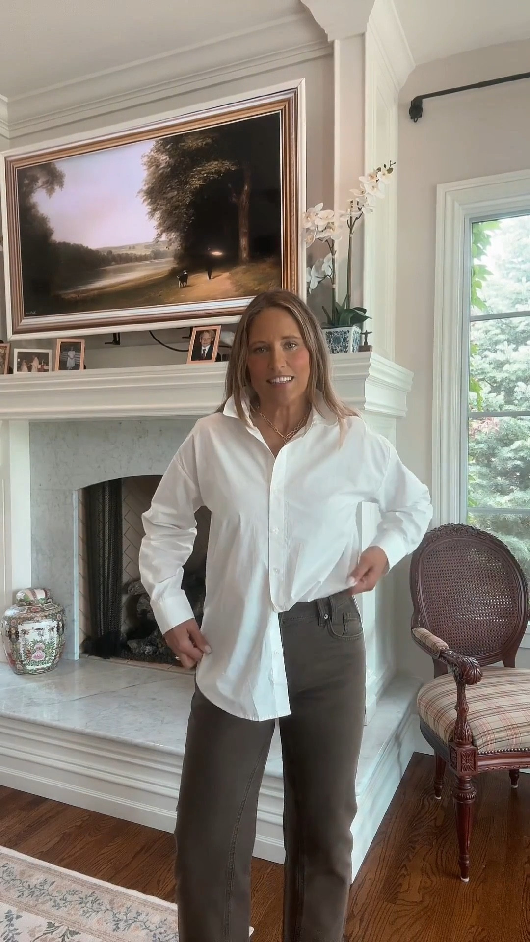 Everyone needs a white button down in their closet! We love this crisp white poplin top from social threads! Perfect for layering or wearing with a workwear look! 

#LTKSeasonal #LTKMidsize #LTKOver40