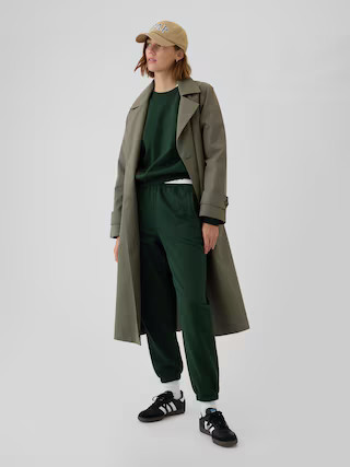 Vintage Soft High Rise Boyfriend Joggers | Gap (US)