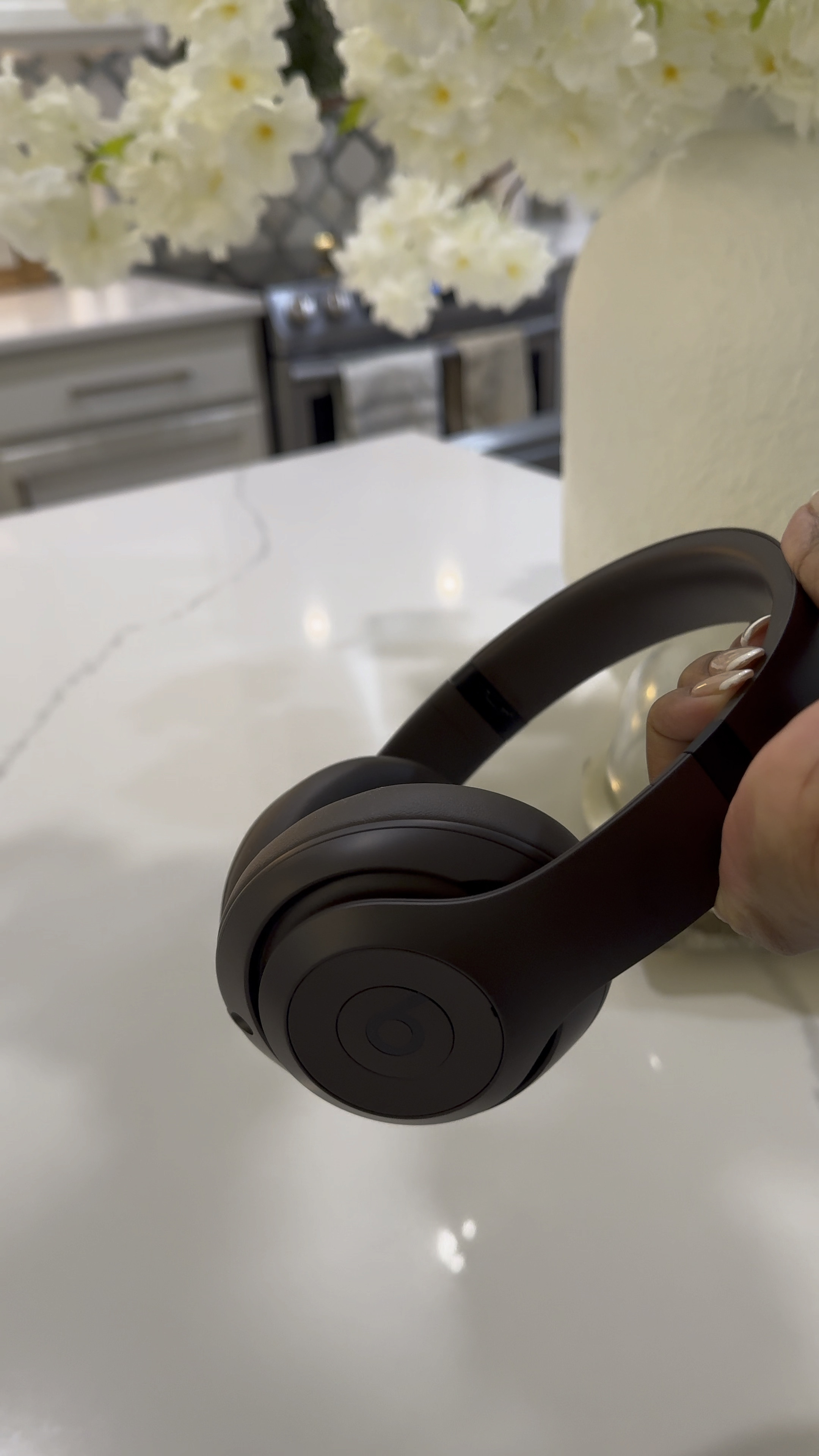 I love my new Beats headphones that I got for the gym and running 😍

#LTKFitness #LTKActive #LTKVideo