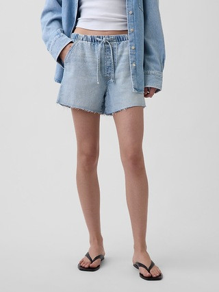 3.5” UltraSoft Low Slung Easy Denim Shorts | Gap (US)