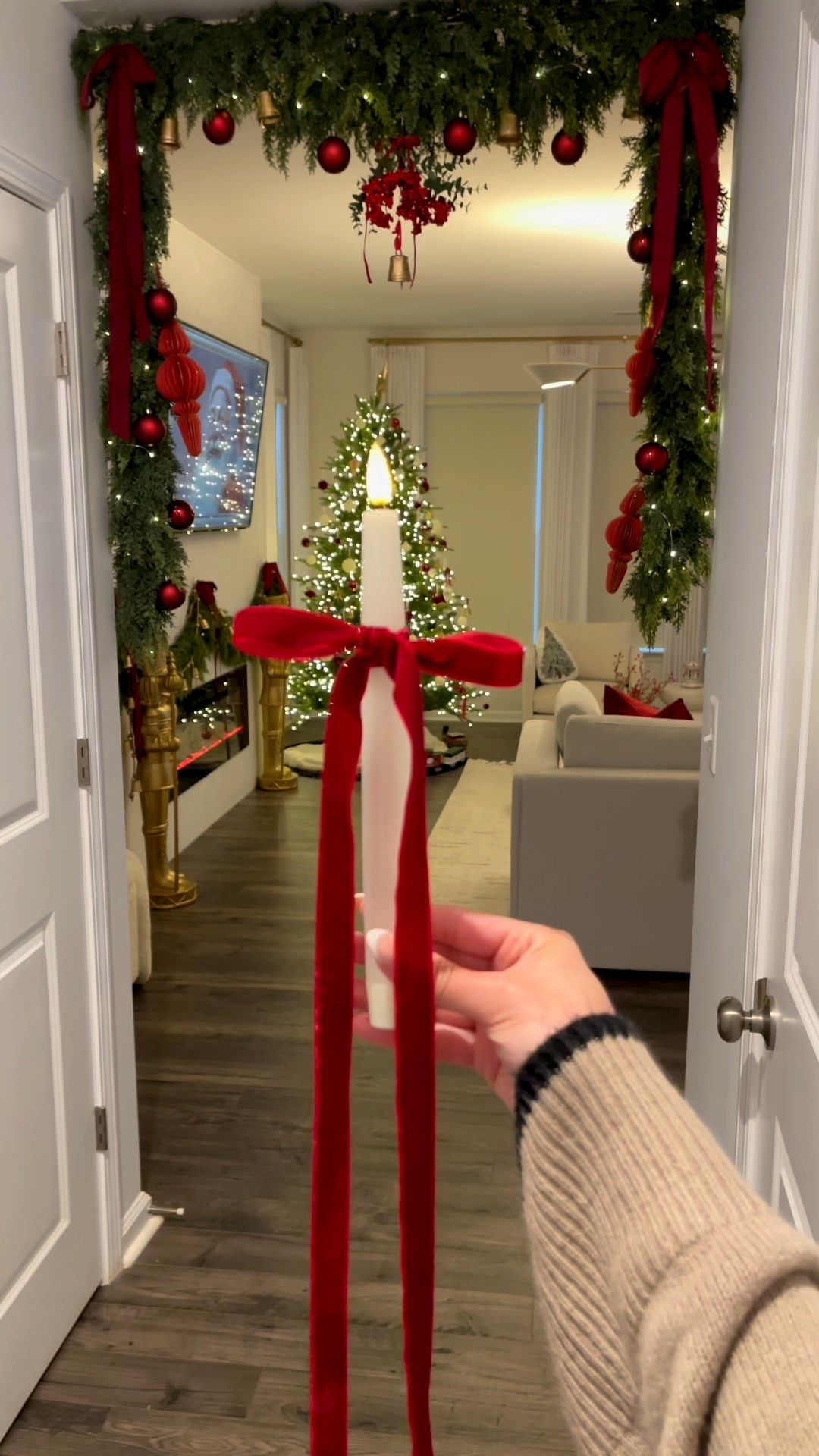 Christmas garland for the entryway. I added a mistletoe 🥹💝 So cute and romantic!

Christmas decor 2025 

#LTKHome #LTKSeasonal #LTKHoliday