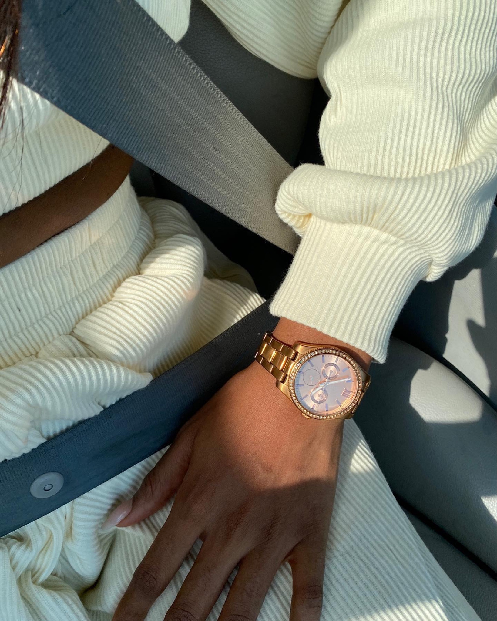 Elevate your style with this simple yet classic wrist watch. #accessory #fossil 

#LTKGiftGuide #LTKstyletip