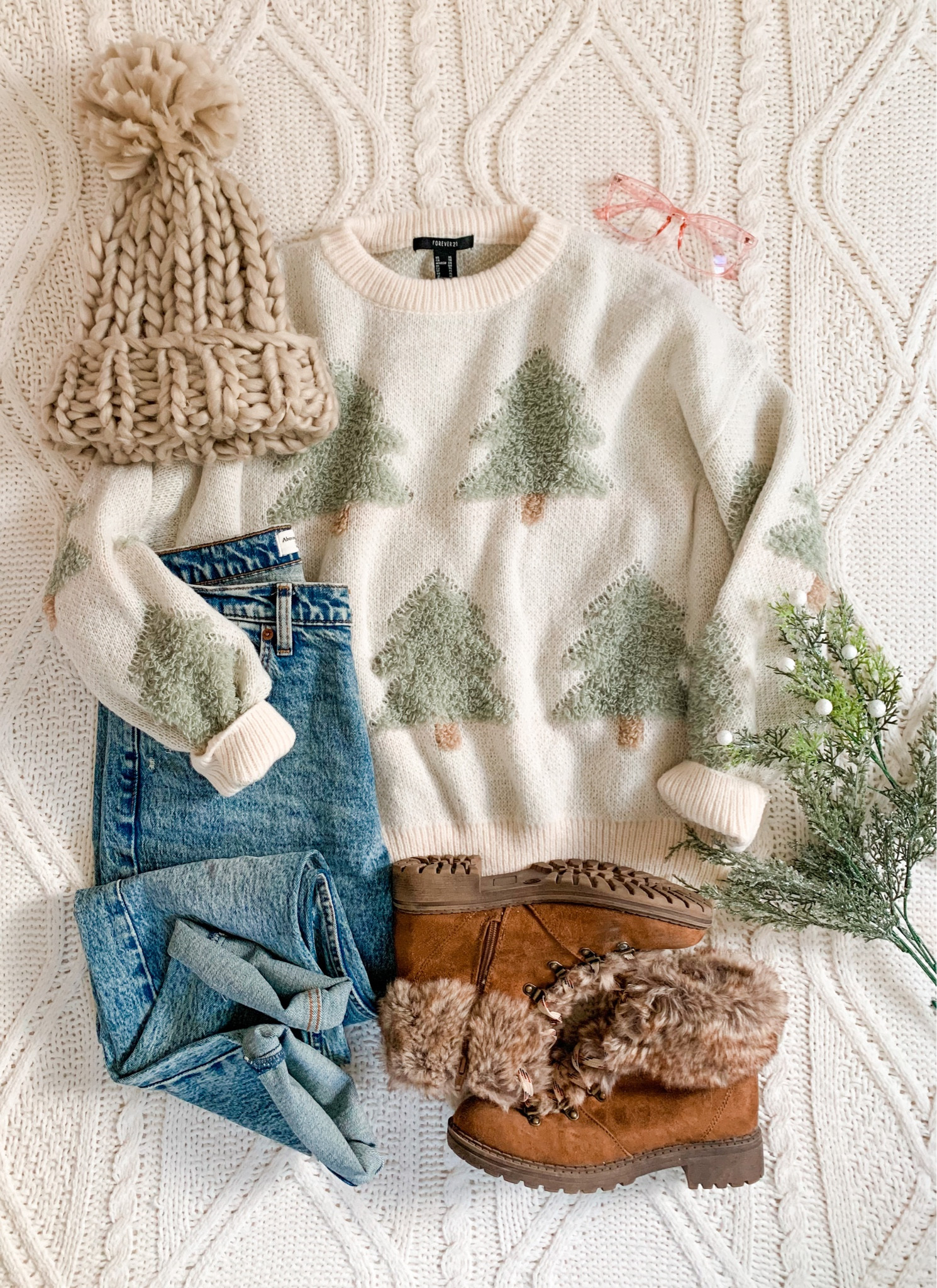 Christmas sweater, Christmas outfit, winter outfit, winter outfits, holiday sweater 

#LTKunder100 #LTKsalealert 

#LTKHoliday