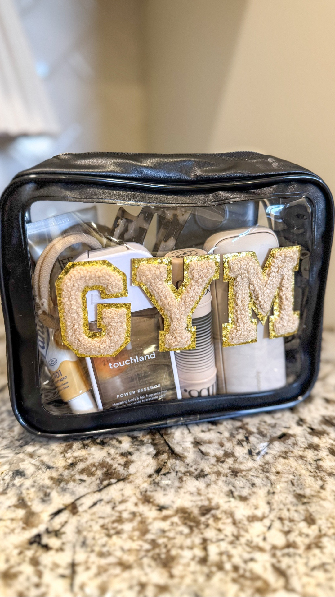 POV: you’re in your gym girl era so you need a cute gym essentials bag! Portable fan, portable charger, travel bag, beauty bag 
#travelbag #gymbag #gym #travel #beauty

#LTKselfcare #LTKfitnessgoals #LTKBeauty