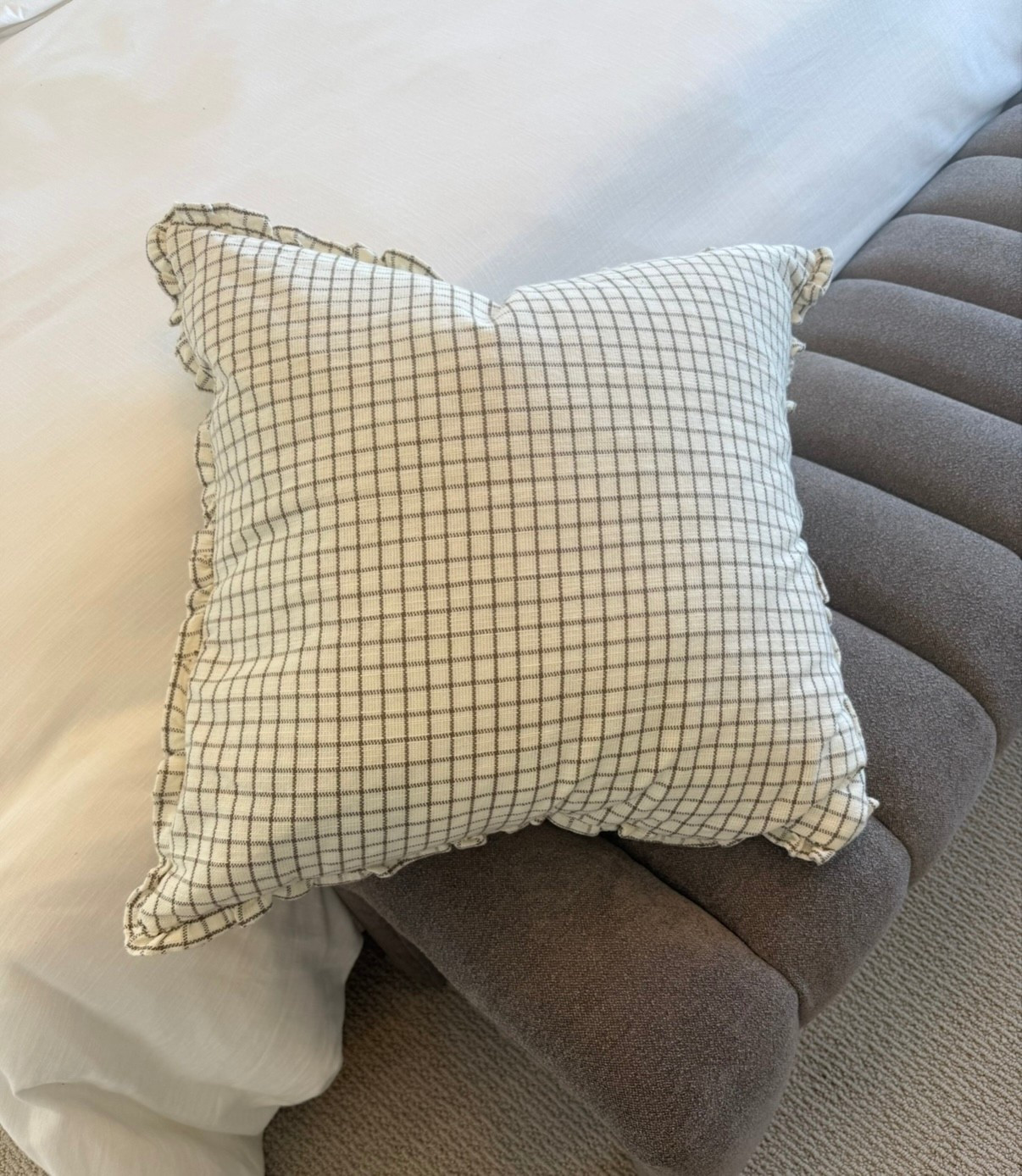 Pillow and ottoman finally on deal! 🩶