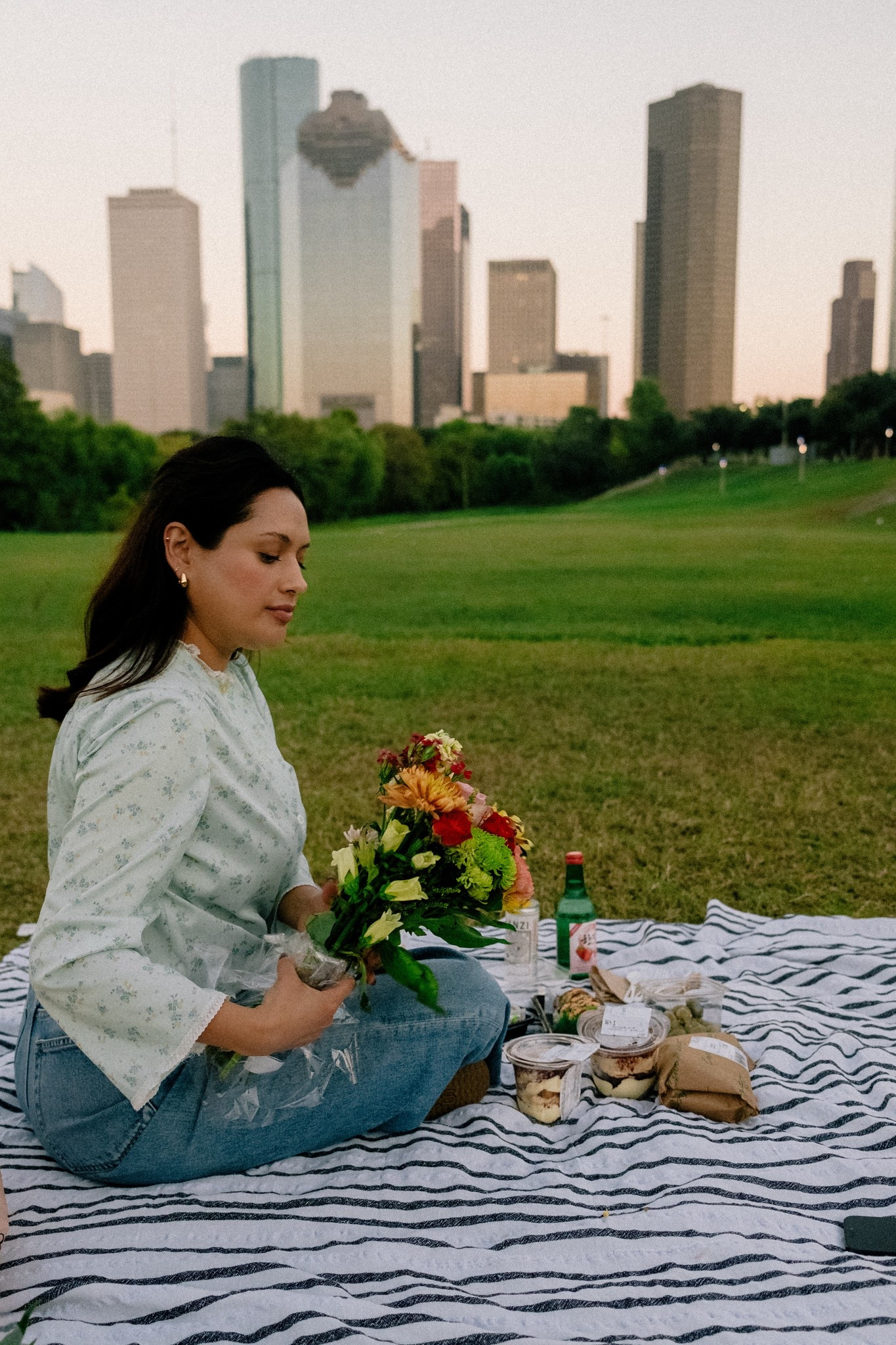 Picnic day 💐 

#LTKPetite #LTKootd #LTKvlog