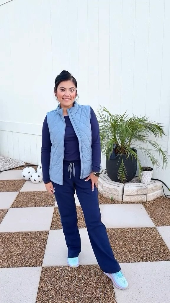 Vest season = nurse fashion season!
A cute vest with scrubs outfit will always be top tier in my book! 🤌🏼
@samsclub nailed it with this cutie vest!

#nurseootd #scrubstyle #wearfigs #scrubsoftheday #nursetok @wearfigs @hoka