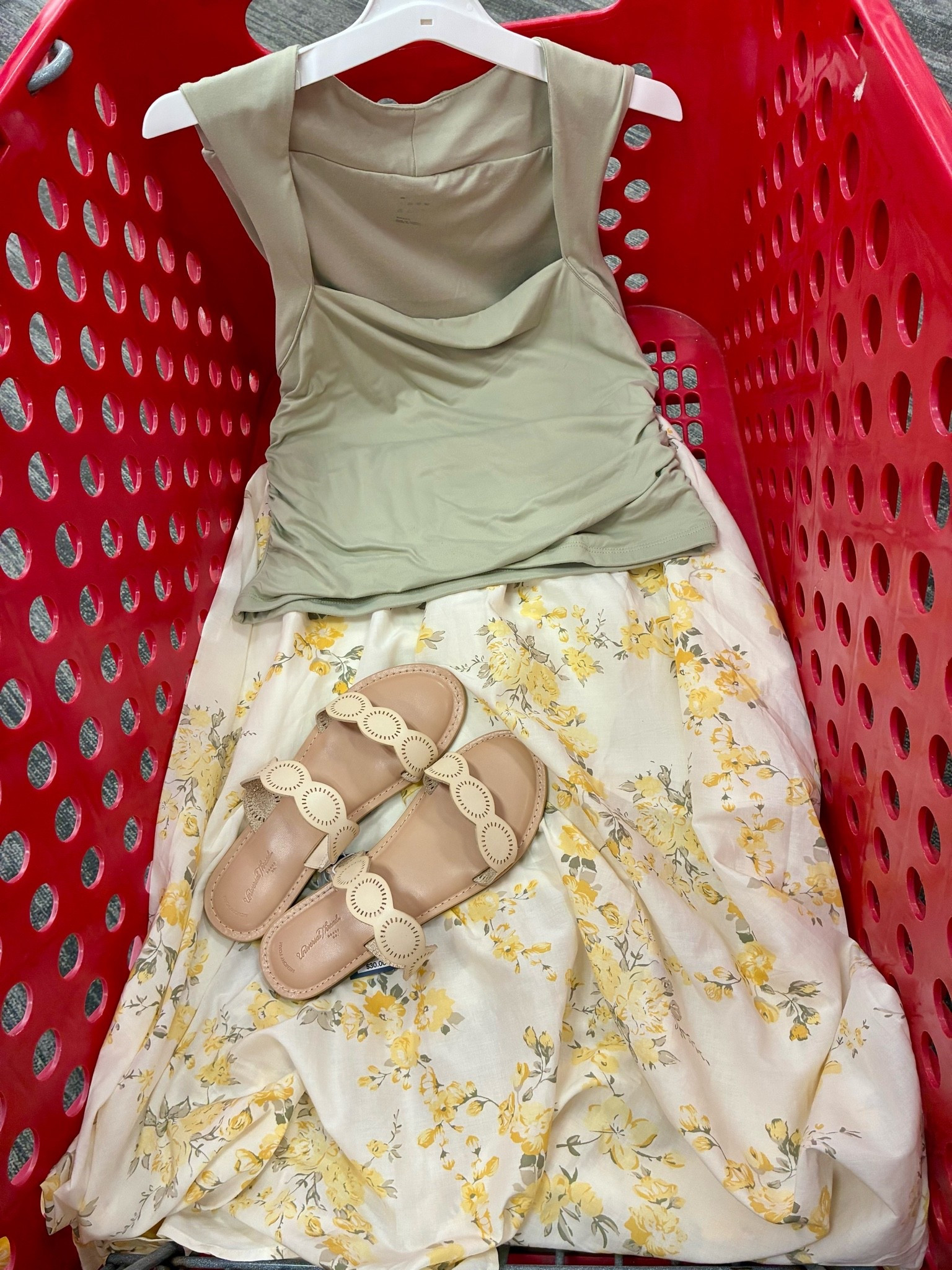 This skirt is 20 percent off and comes in so many great colors! Sandals are on sale too!

#LTKMothersDay #LTKmomlife #LTKgrwm