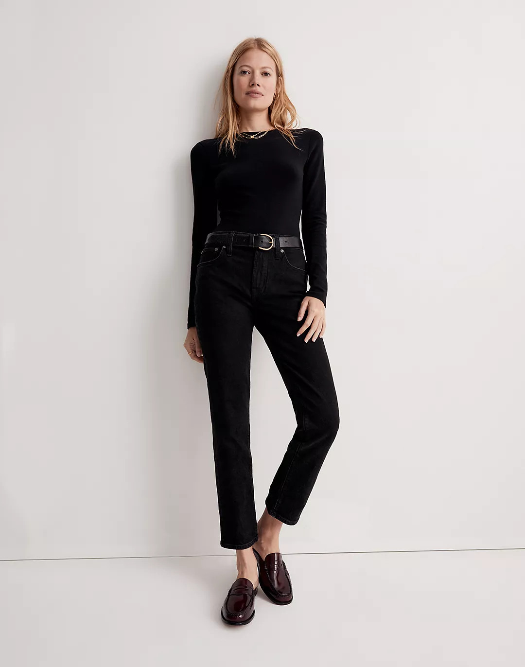 The Mid-Rise Perfect Vintage Jeans in Clean Black Wash | Madewell
