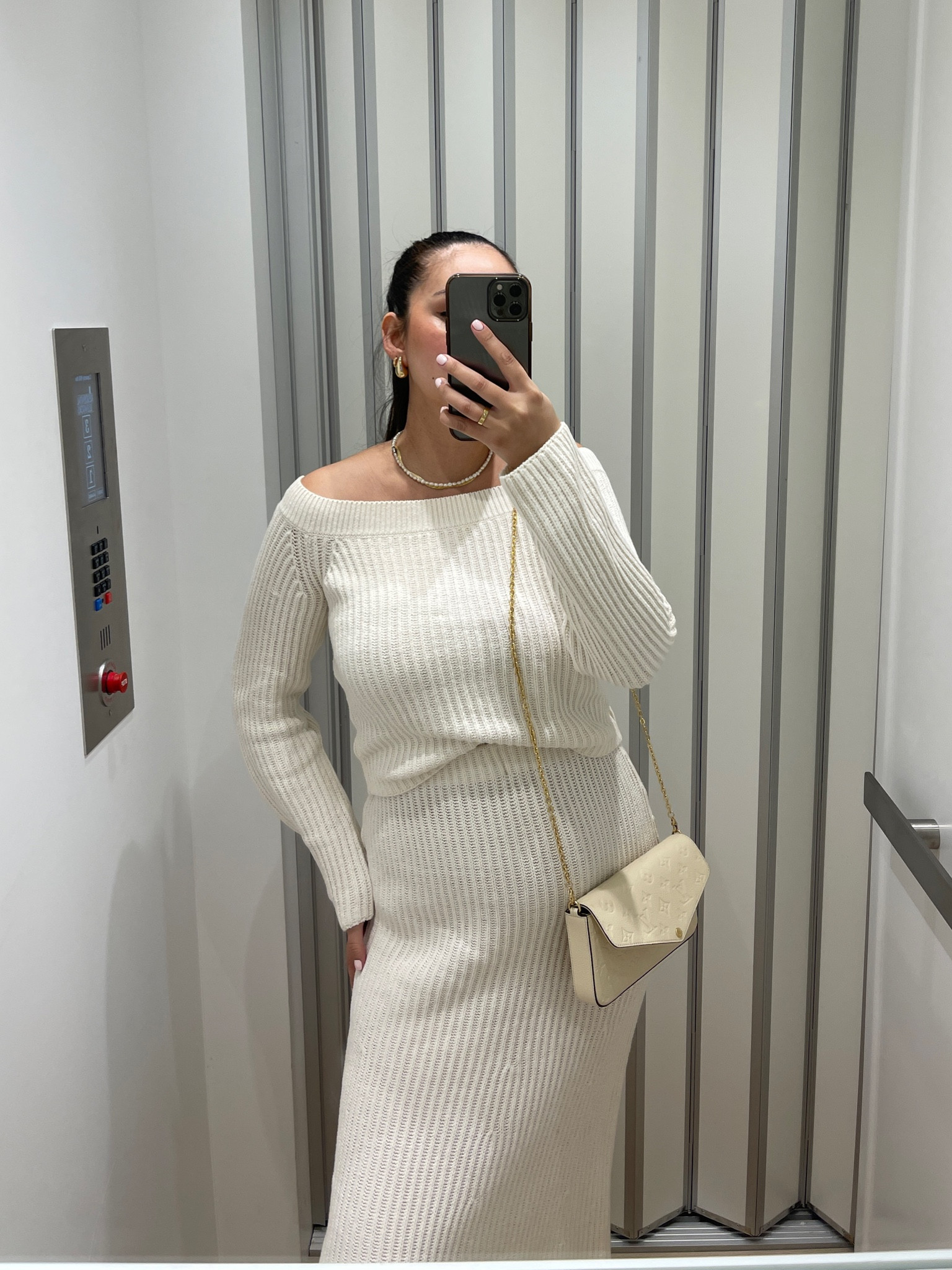 The perfect winter spring look 🩵

#LTKfindsunder50 #LTKSeasonal #LTKstyletip