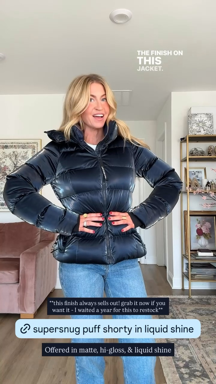 The @aritzia Super Puff is THE coat for winter. The warmest coat I own - here are all the sizes and finishes they offer! These go fast so make sure to grab your Super Puff early before the best colors sell out!
Super Puffs run TTS, I’m wearing a S in all of them
@Aritzia #Ad #AritziaPartner #Paidlink
