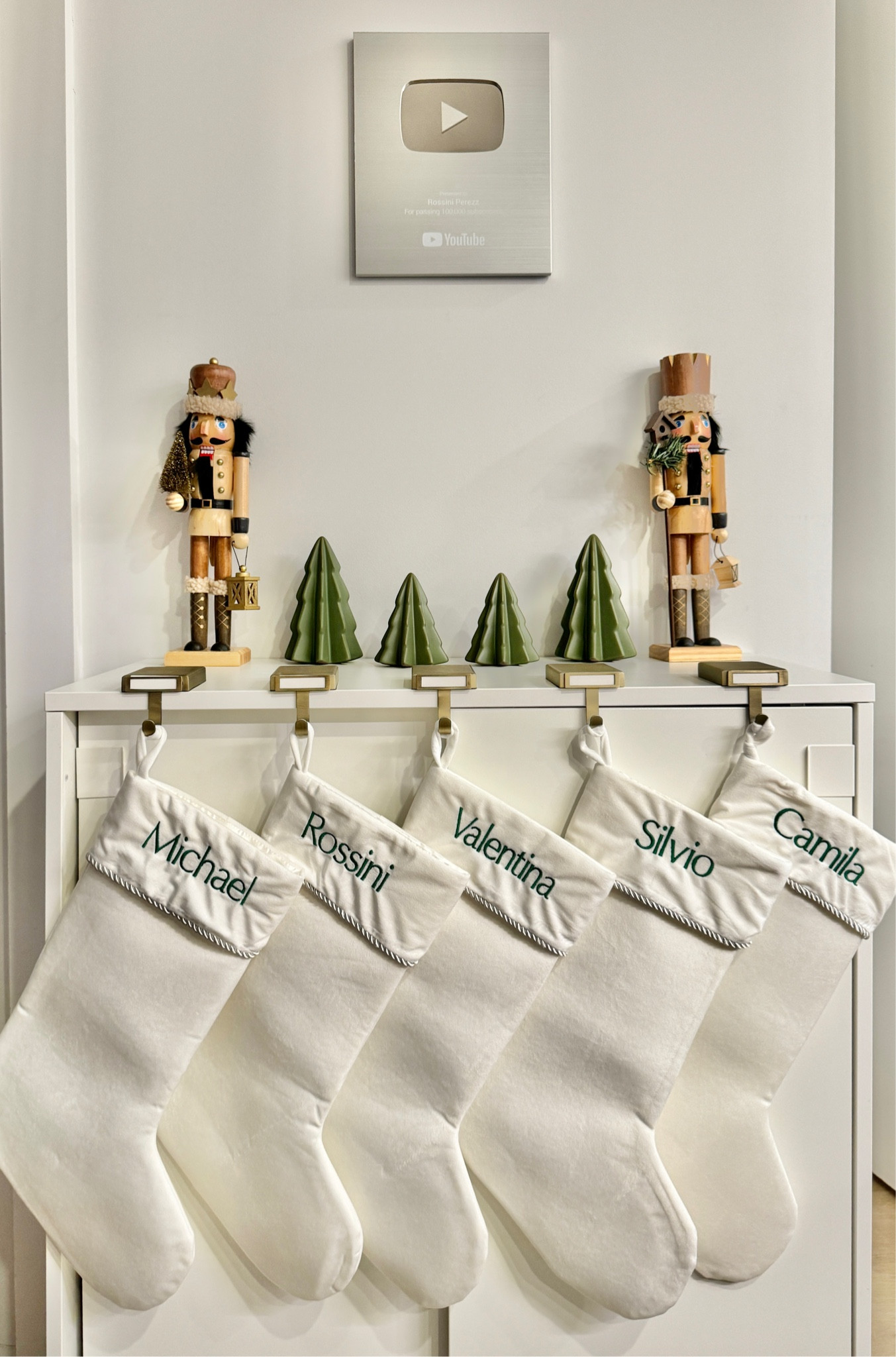 Getting ready for Christmas 🎄 

#LTKFamily #LTKSeasonal #LTKHoliday