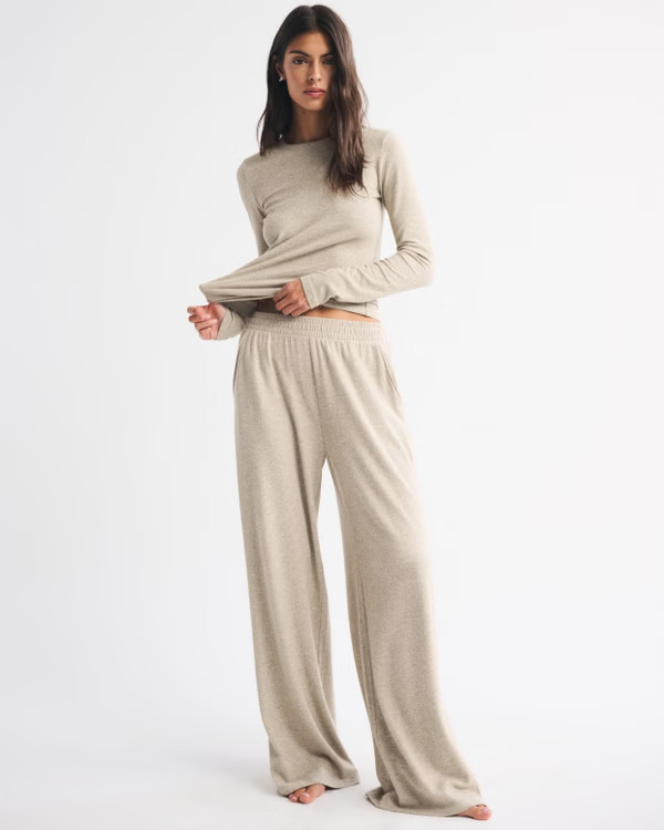 Lounge Brushed Wide Leg Sweatpant | Abercrombie & Fitch (US)