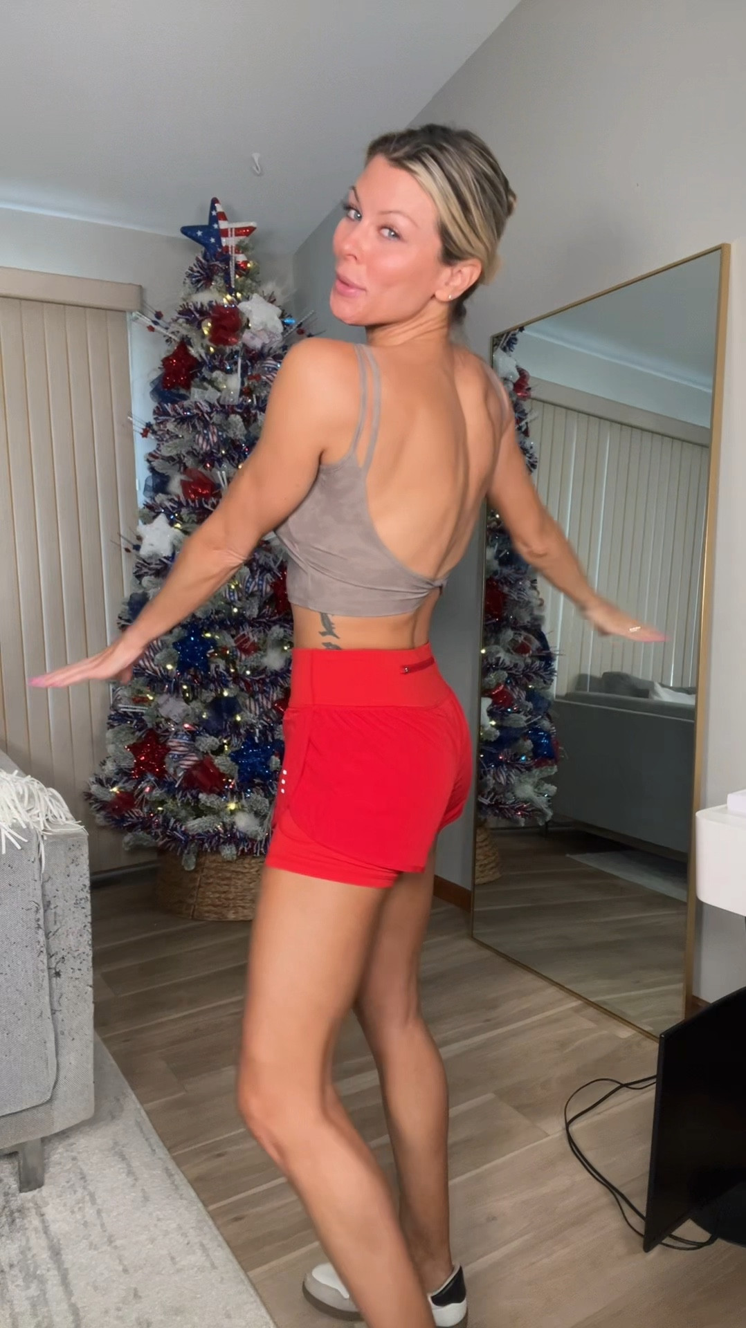 Wearing size XS in shorts and sports bra

#LTKActive #LTKFitness #LTKFindsUnder50