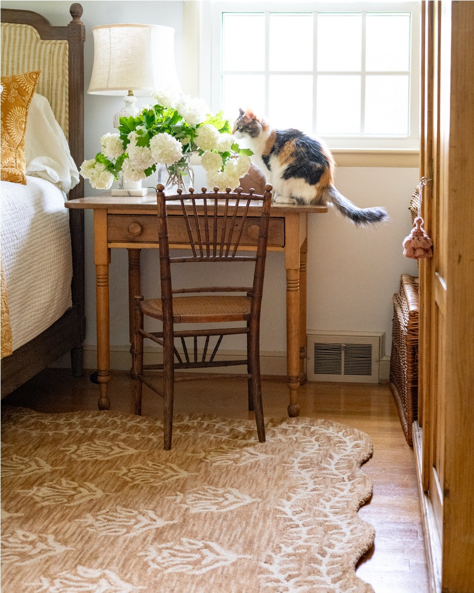 Rifle Paper Co has done it again with this stunning hooked wool rug! 