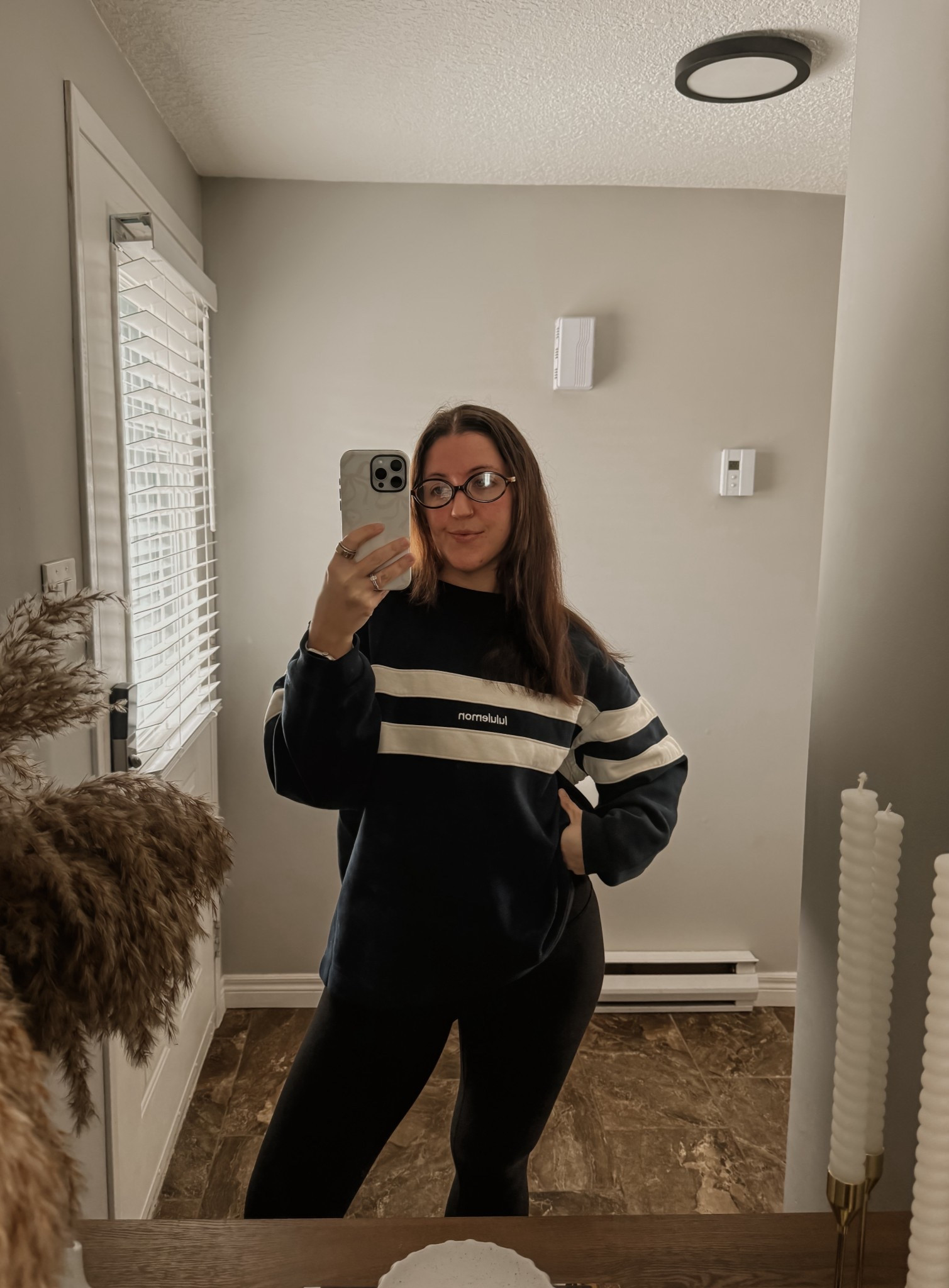 Oversized crew neck sweater 

Wearing a size small 

#LTKcanada #LTKfall #LTKfitness