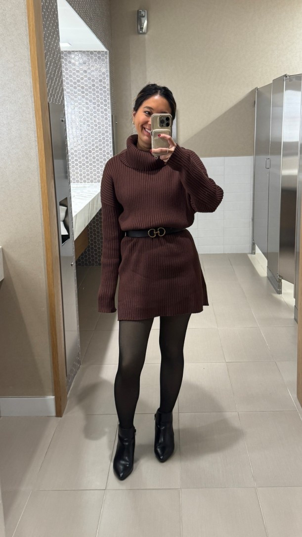 What I wore to work 🤎
Sweater dress and fleece tights!!

Easy outfit to throw on and feel put together!