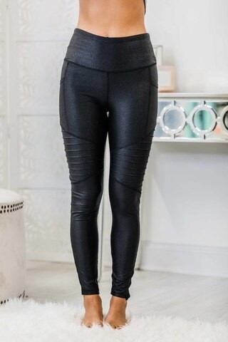 Runaway Hearts Black Moto Leggings | The Pink Lily Boutique