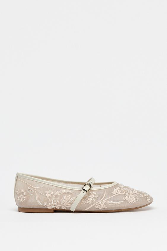 Ballet flat. Mesh upper with embroidery and pearl details. Front buckle strap. Round toe.Sole hei... | Zara US