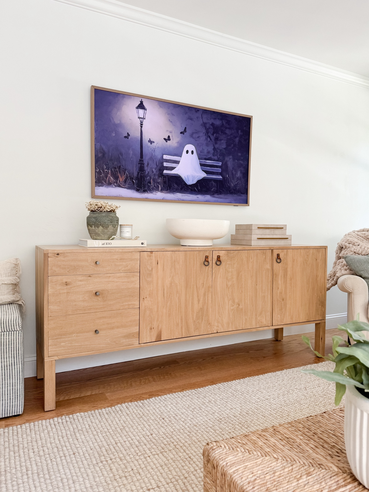 Amazon home decor, Samsung frame TV, pottery barn, home decor, TV, Sherri Calnan home 

#LTKHome #LTKFindsUnder50 #LTKHalloween