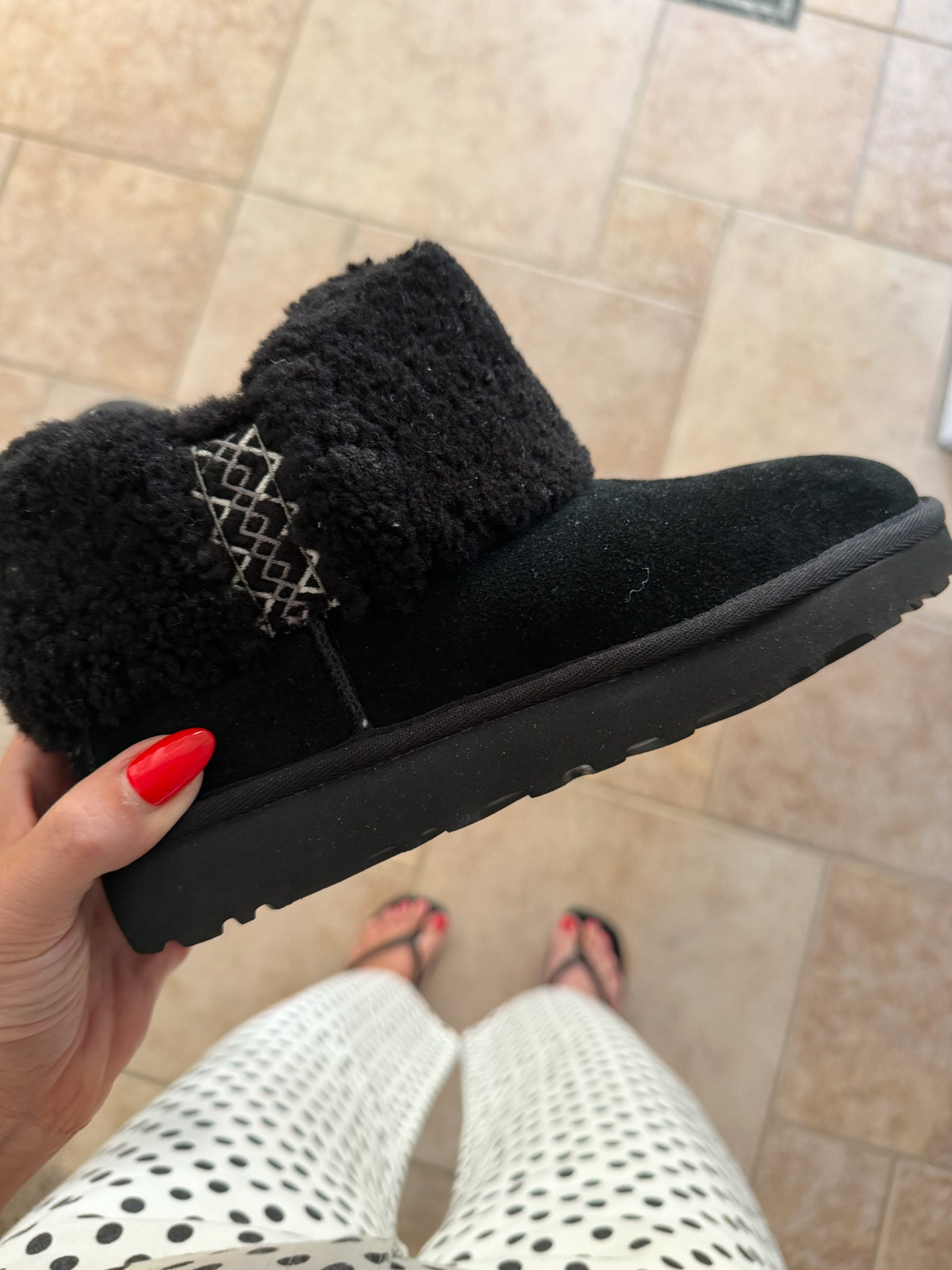 The cutest shoes in the whole sale! I am wearing a size 9!

Nordstrom Anniversary sale, NSALE, Trendy fashion, women’s fashion, women’s shoes

#LTKSaleAlert