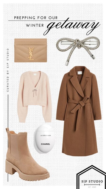 Outfits for winter 🤎✨

I did a small on the coat and it fits perfectly, including the 🤰🏼🩵
 I did an XS on the blush bow sweater and it fits well, it’s a little on bigger side. 

#LTKtravel #LTKSeasonal #LTKGiftGuide