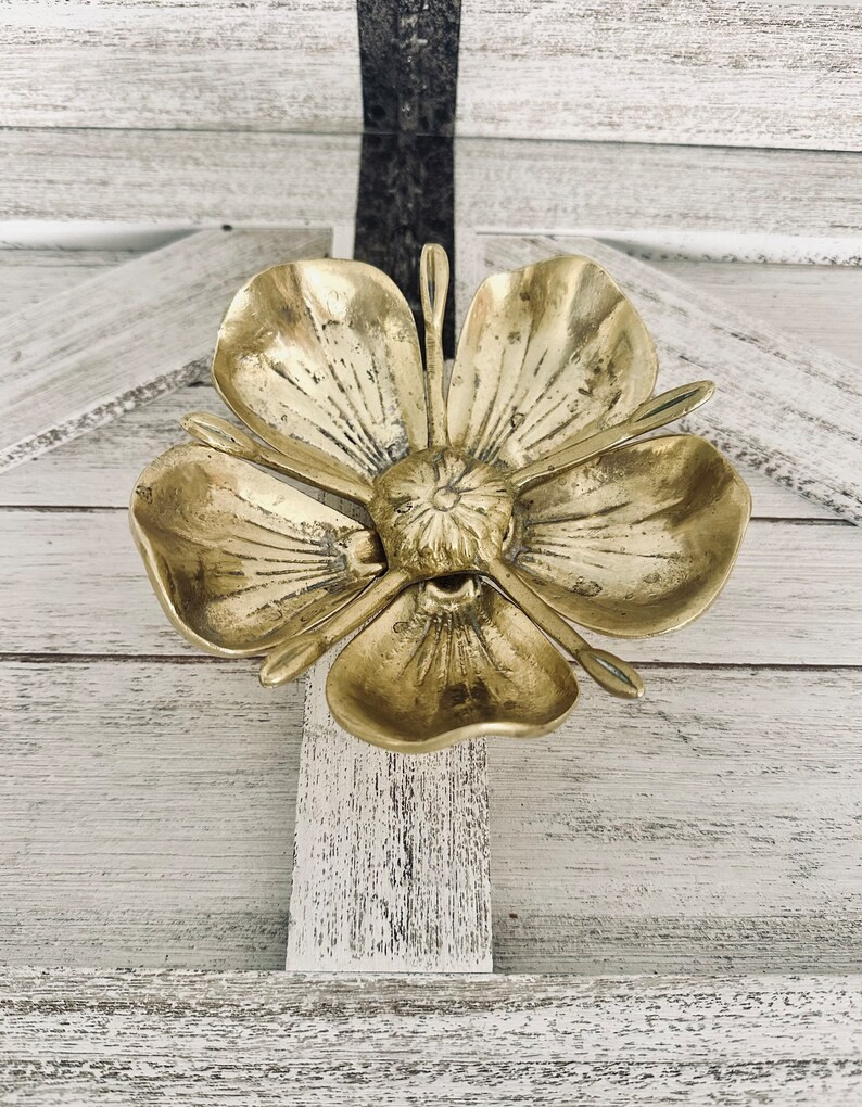 Vintage Brass Lotus Flower Ashtray With Removable Petals, Mid-century Ashtray - Etsy | Etsy (US)