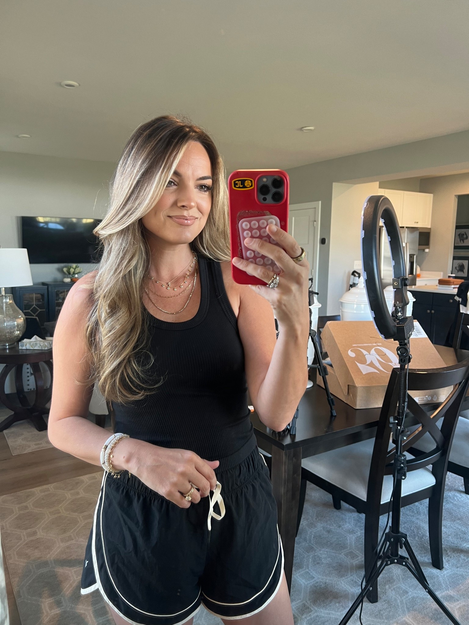 Dyson small curl attachment 
Dean Davidson Dorsay bracelet and necklace 

#LTKFindsUnder50 #LTKSaleAlert #LTKBeauty