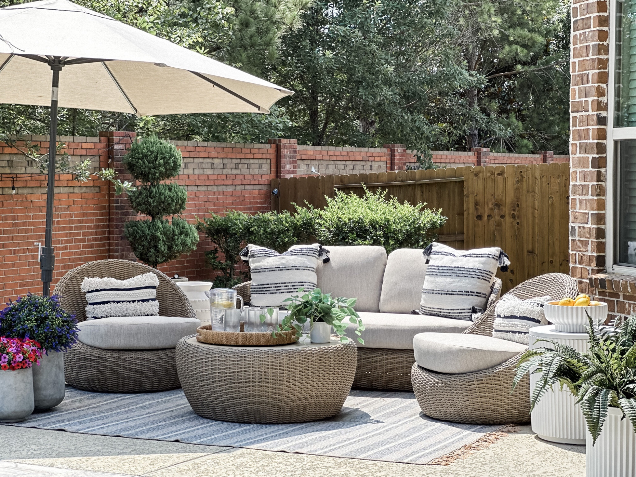 Outdoor Seating

Backyard decor  backyard entertaining  outdoor entertaining  outdoor inspo  home inspo  home decorating  backyard seating  outdoor seating  outdoor favorites  summer favorites  summer party

#LTKparties #LTKhome #LTKSeasonal