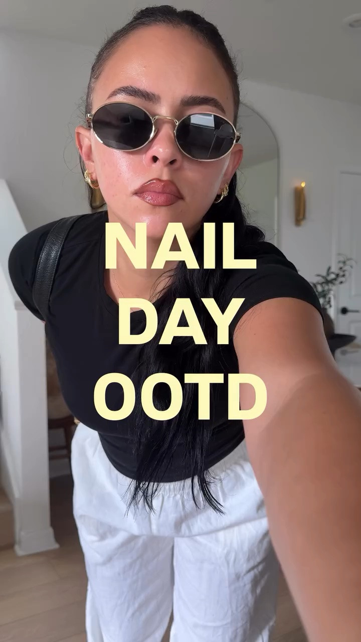 kinda chic, kinda simple and it works
