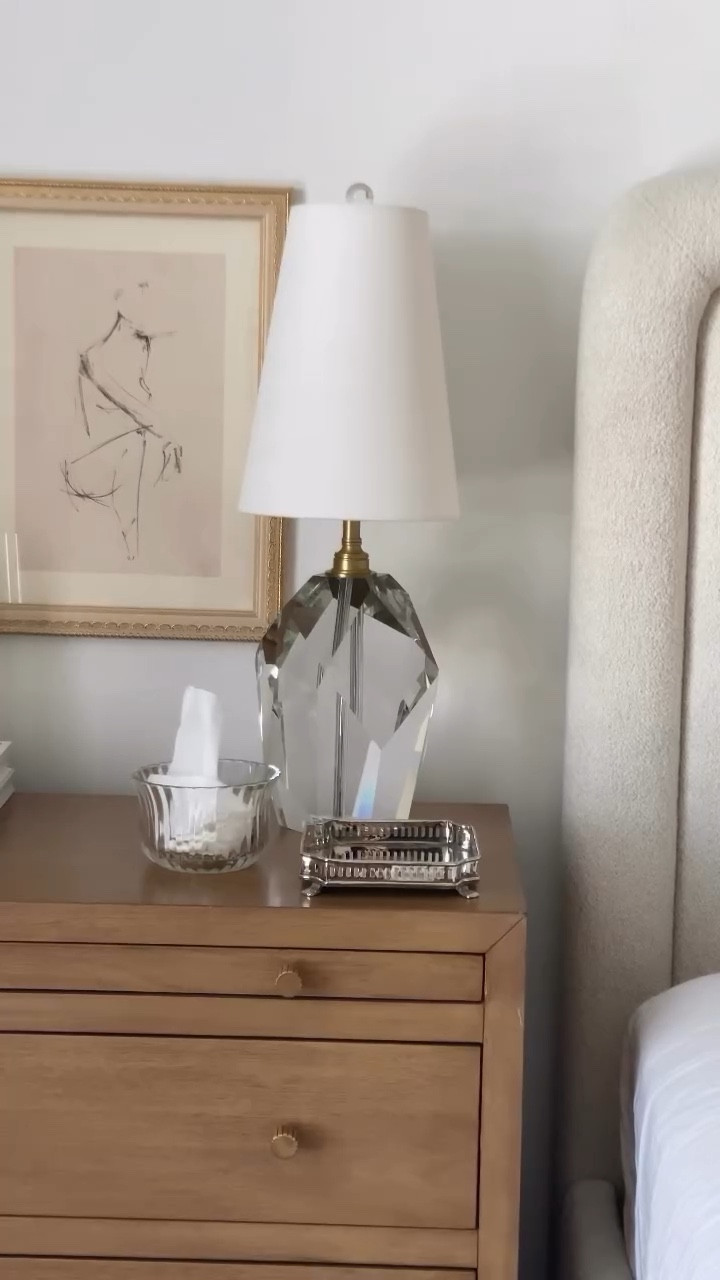 Over the weekend I was inspired to give my nightstands a little refresh after finding the most beautiful French-inspired sketch art 🤍 Here’s a timelapse of how I styled my Brooklyn nightstand to feel a little more special and intentional.✨ SHOP through my Liketoknow.it for details! ✨

#InteriorDesign #HomeDecorInspo #NightstandStyling #FrenchInspiredDecor #BrooklynStyle #TimelapseDecor #InteriorStyling #CozyCorners #DecorTrends2025 #ModernClassicDecor #alicelanehome @alicelanehome