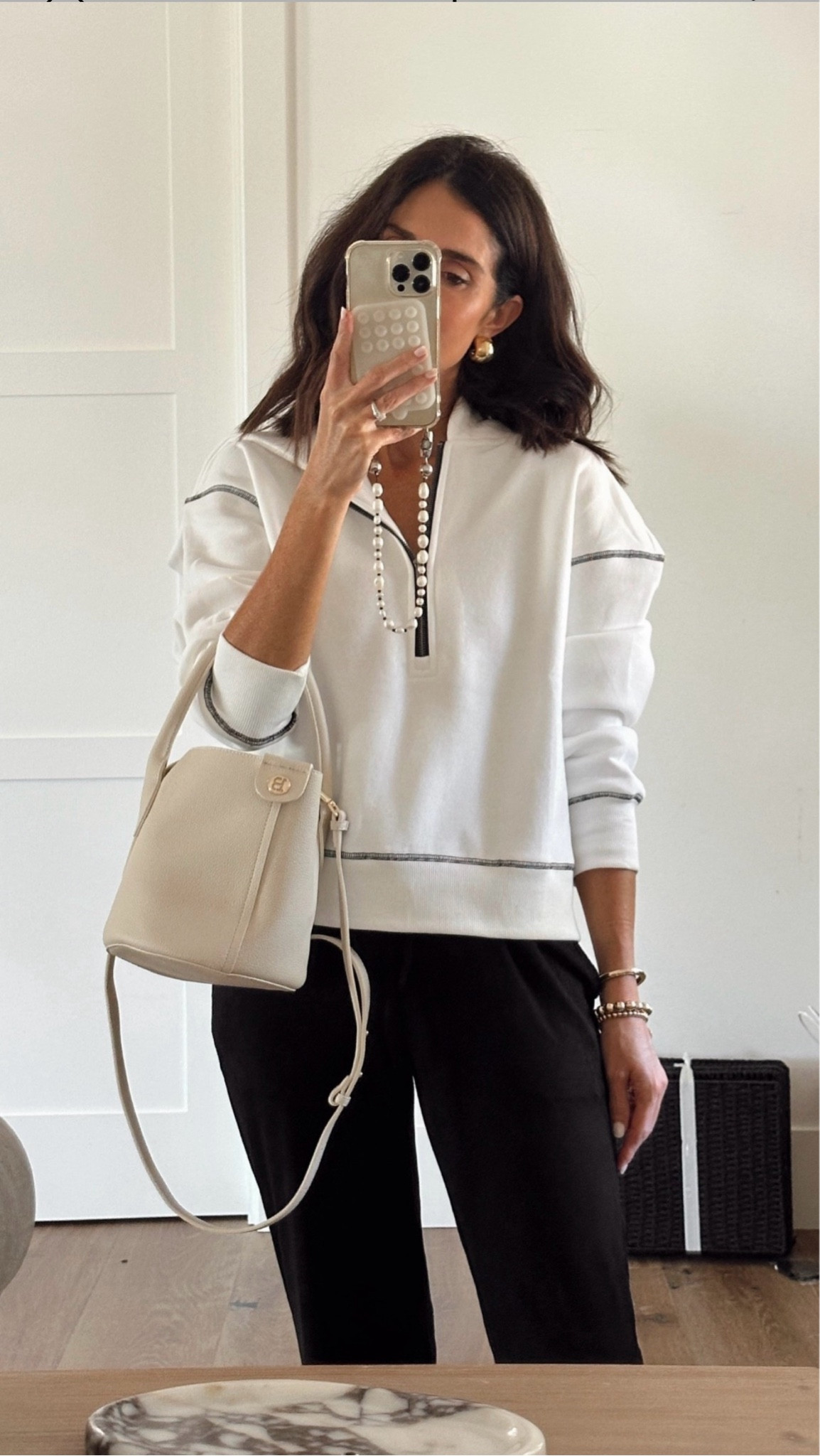 Easy comfortable chic look. Would also be perfect for travel! I’m just shy of 5-7” wearing the size small sweatshirt and joggers
StylinByAylin, Aylin #amazon #nordstrom

#LTKootd #LTKgrwm #LTKActive