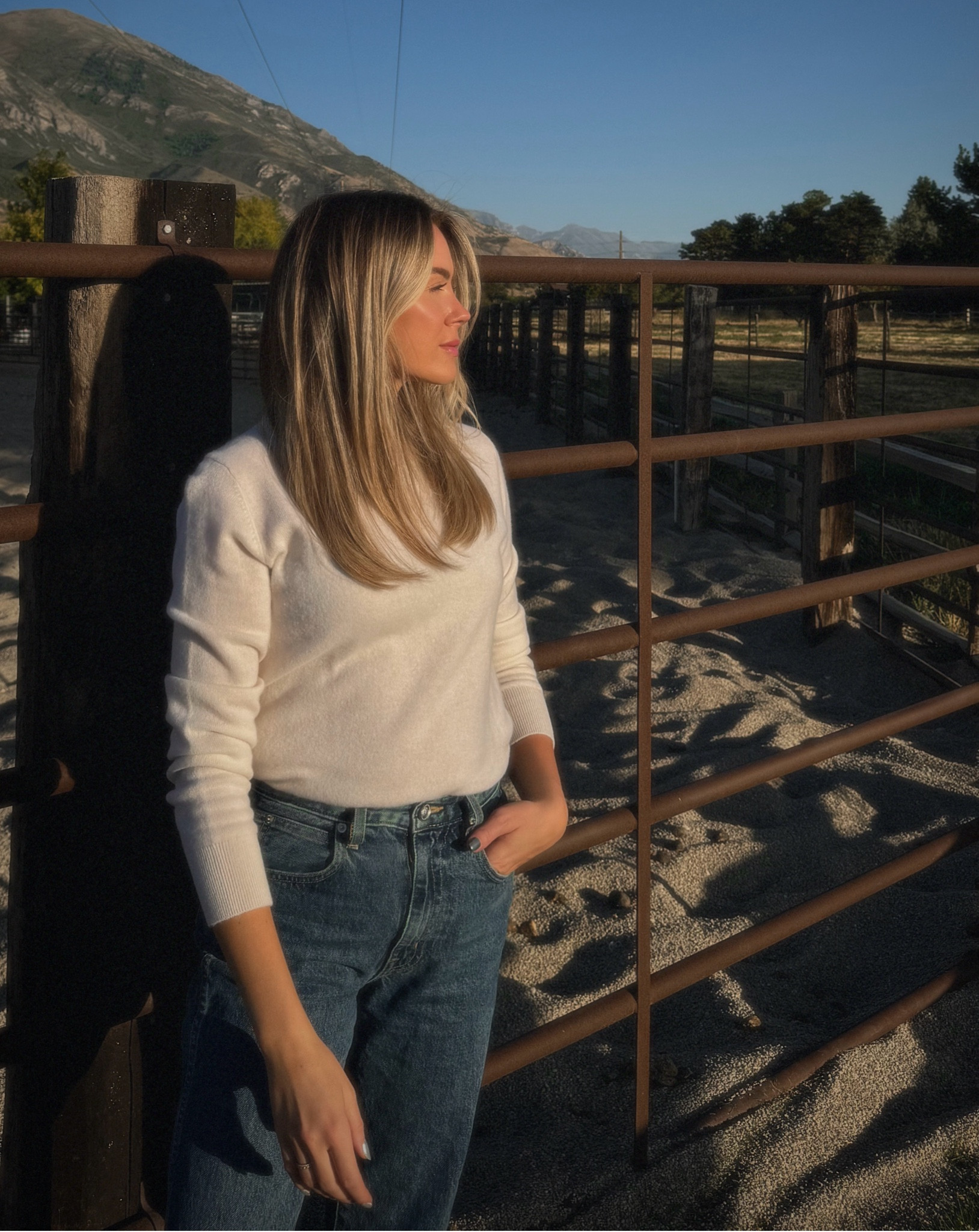 Fall, casual, sweater, cardigan, denim, jeans, sezane, slvrlake 

#LTKSeasonal