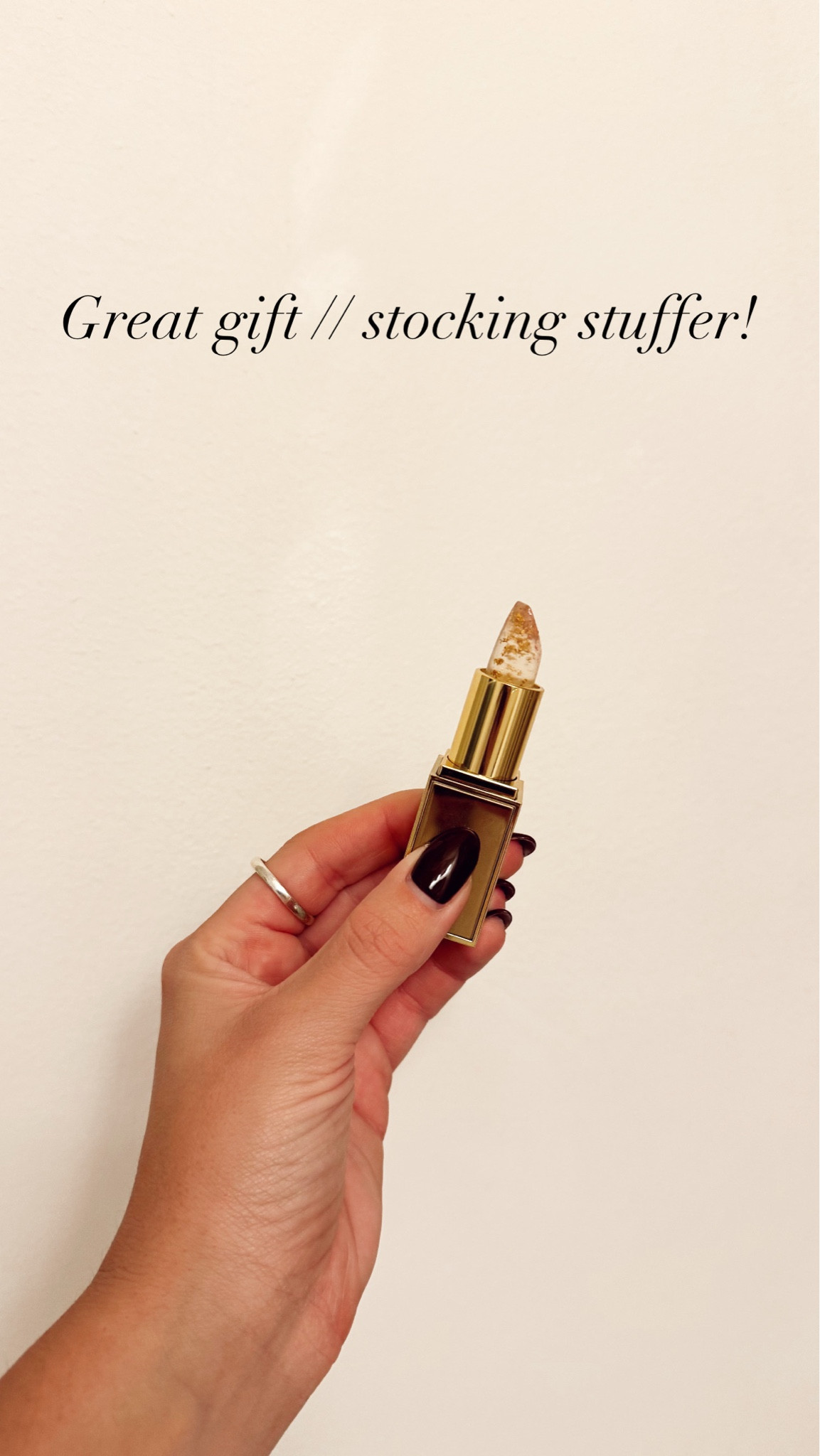 THIS is magic! & a great gift - something that someone normally wouldn't think to get for themself! Tom Ford's shade-shifting balm that transforms into a personalized pink stain @bloomingdales #bloomingdales #ad
