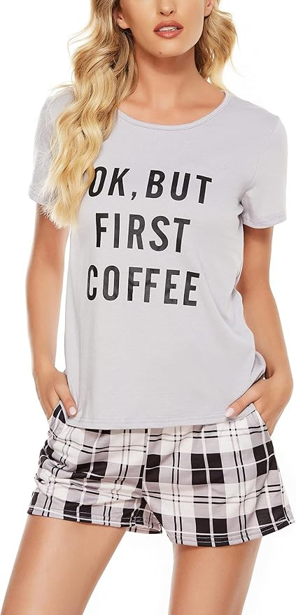 Haiiploo Women's Pajamas Set Short Sleeve Lounge Sets Sleepwear Pjs with Pockets | Amazon (US)