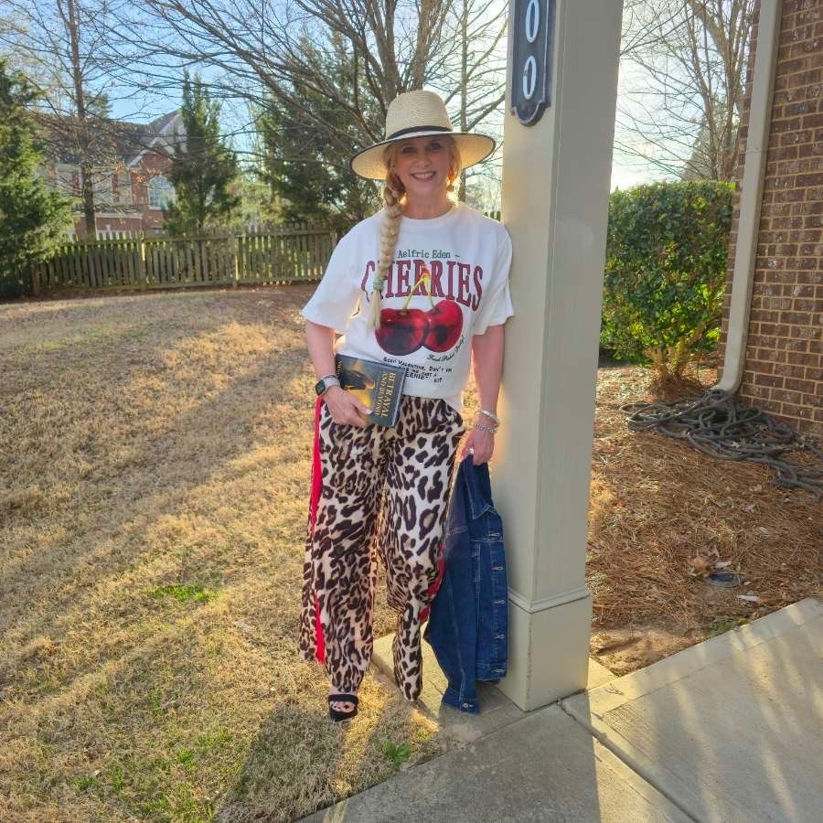 #Amazon #T-shirt #FunStyles #SpringStyles #Leopard ￼

#LTKootd #LTKOver40 #LTKdayinmylife