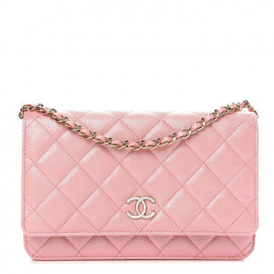 CHANEL

Iridescent Caviar Quilted Wallet on Chain WOC Rose Pink


125 | Fashionphile