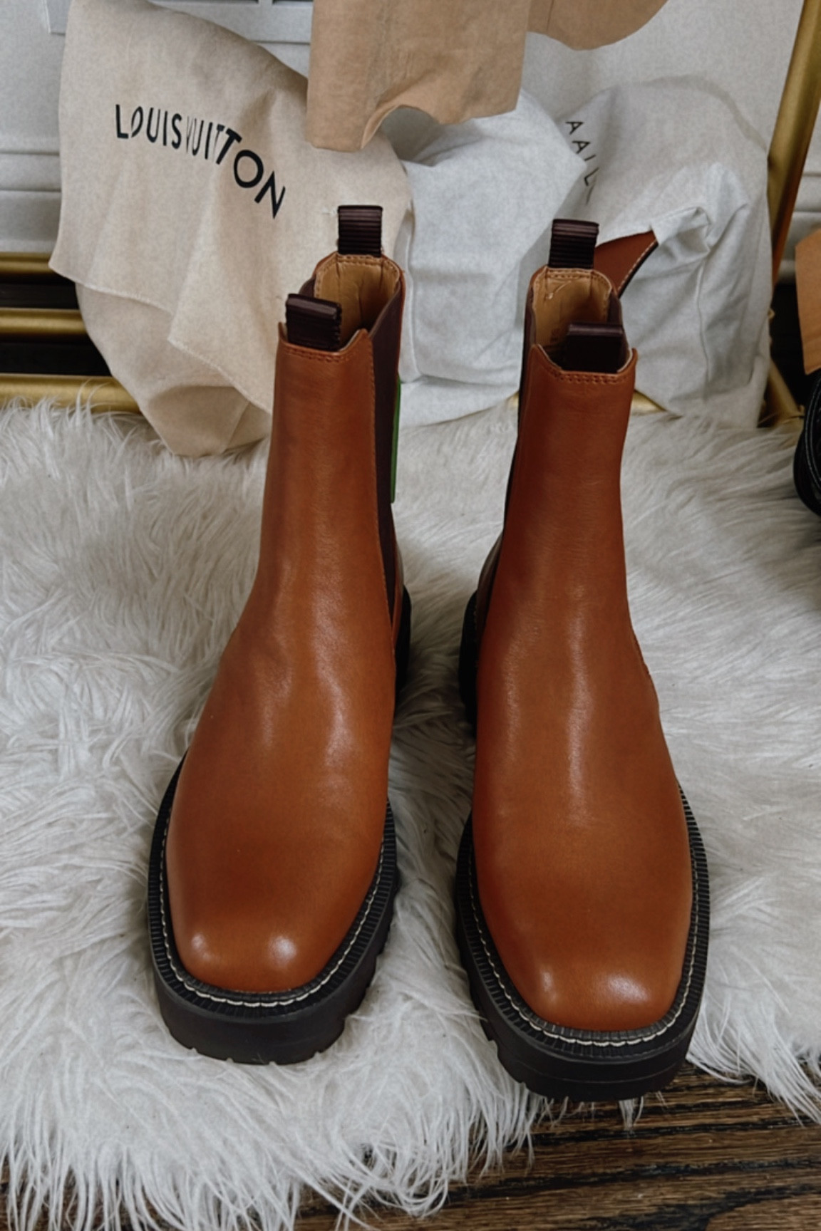 Found these Sam Edelman Laguna boots on major sale for $102 linked below, run true to size and need no break in. 

#LTKsalealert #LTKstyletip #LTKshoecrush