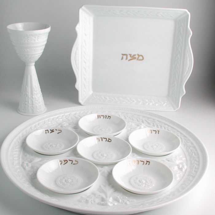 Louvre Judaica Seder Plate | Bloomingdale's (US)
