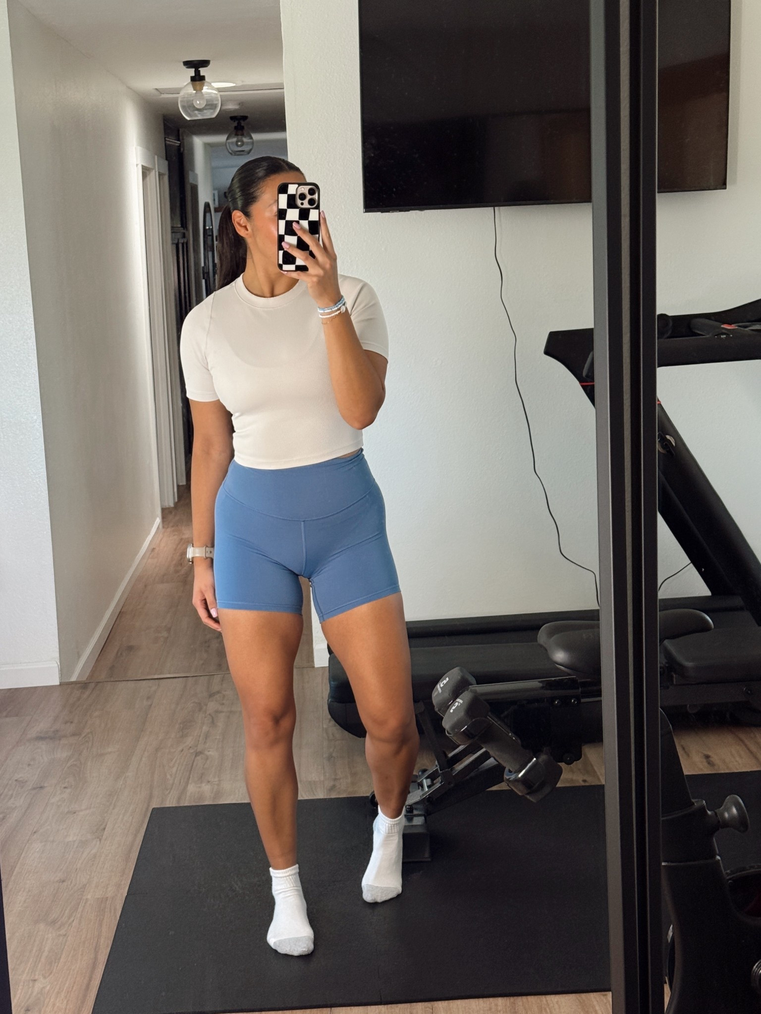 Gym fit🏋🏻‍♀️

#LTKBeauty #LTKActive #LTKStyleTip