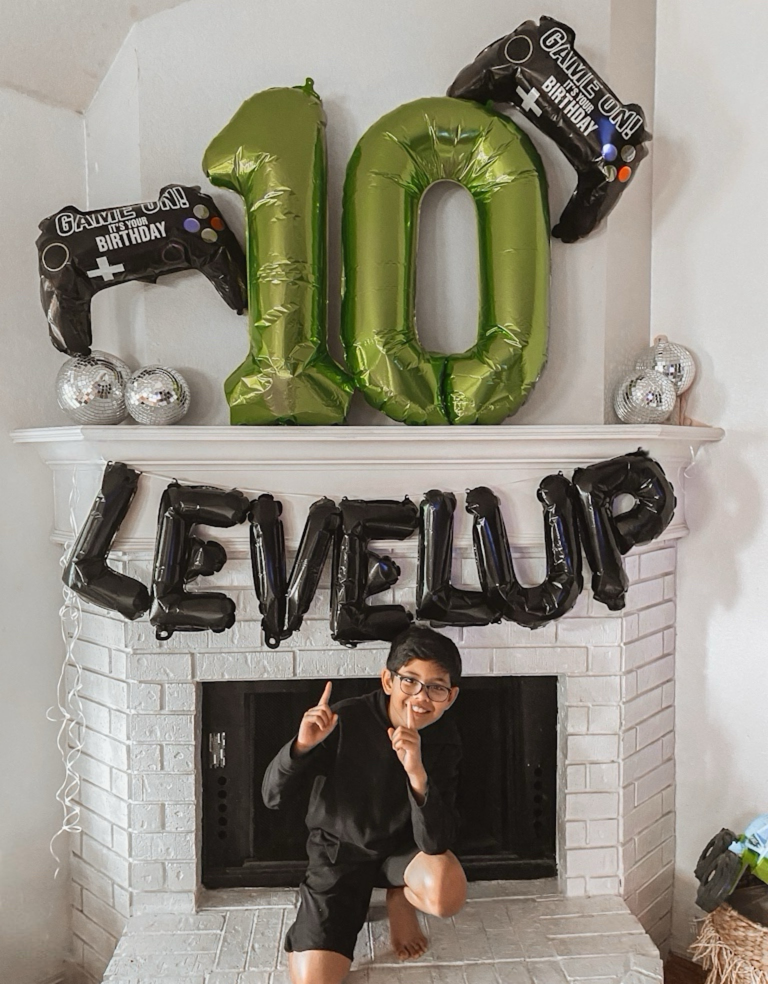 10th gamer boy birthday party balloons 
Level 10 unlocked 
10th birthday party ideas 

#LTKGiftGuide #LTKparties #LTKkids