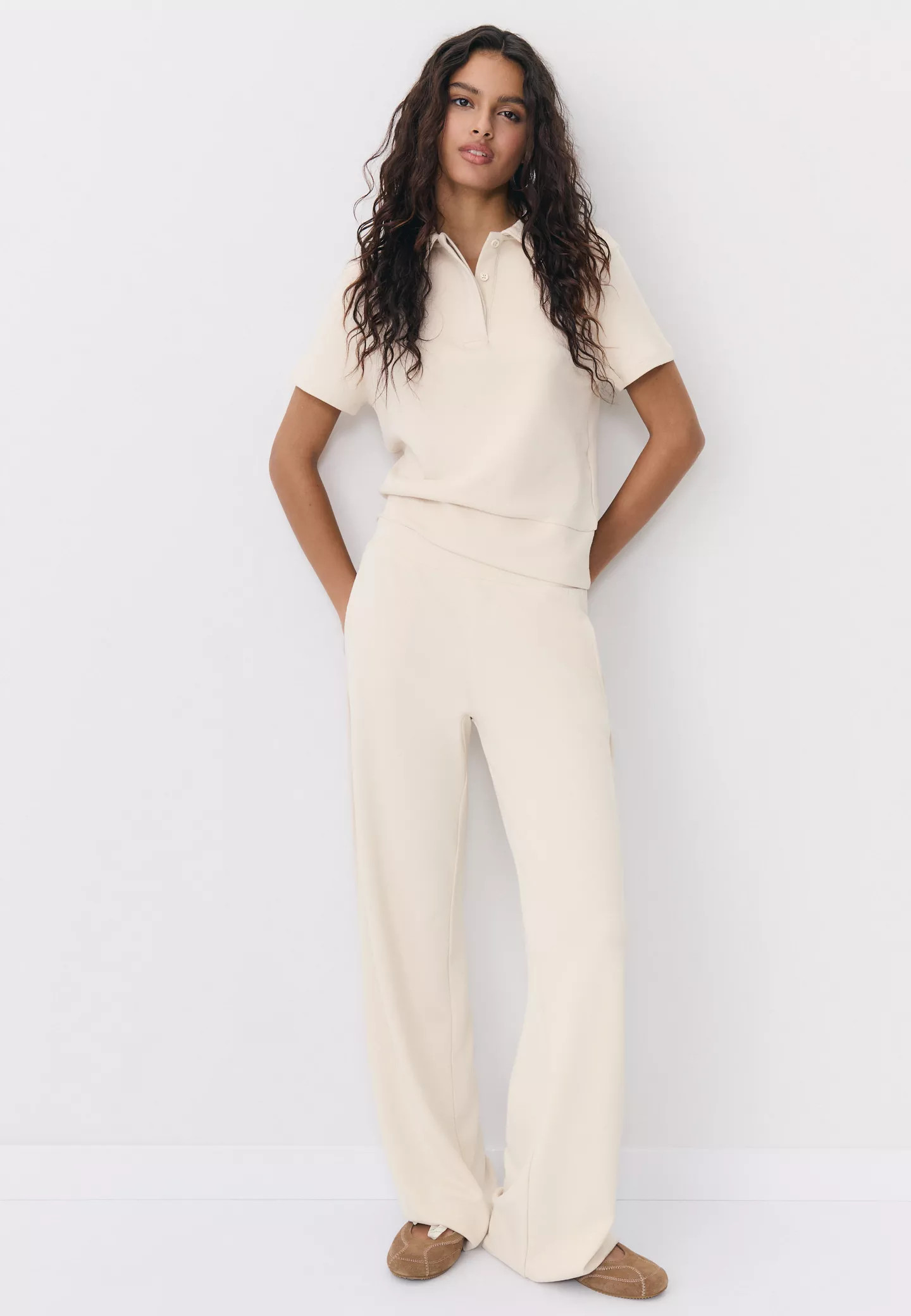 Short sleeve polo T-shirt - Women's fashion | Stradivarius United Kingdom | Stradivarius (UK)
