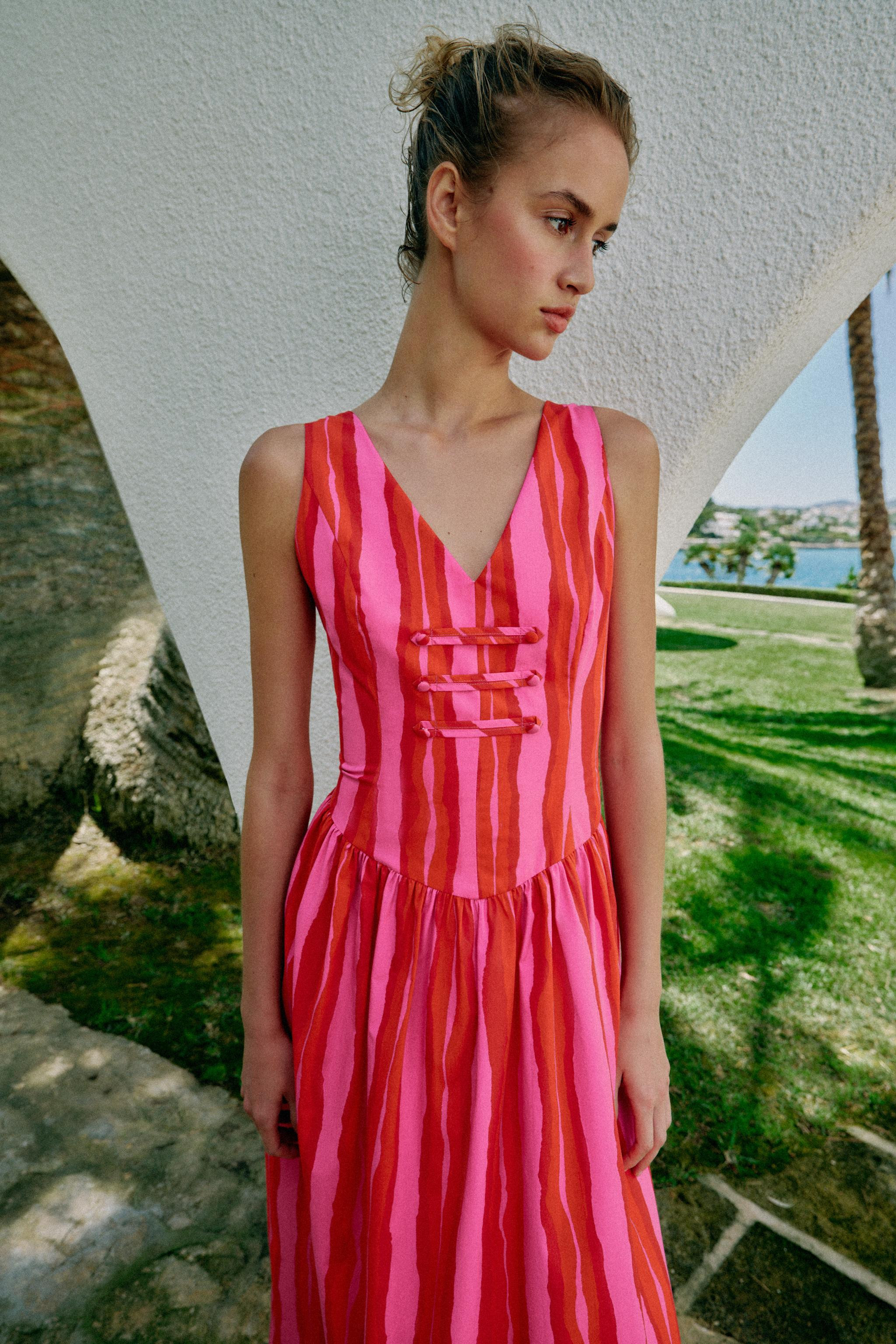 STRIPED FIREMAN CLASP DRESS | Zara US