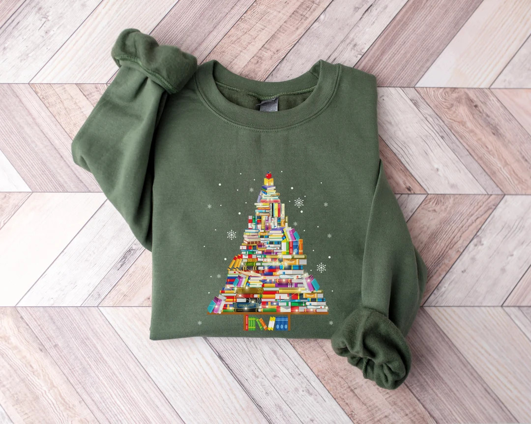Christmas Tree made of books Shirt, gift for book lover, Book Lovers Christmas Shirt, Bookworm Ch... | Etsy (US)