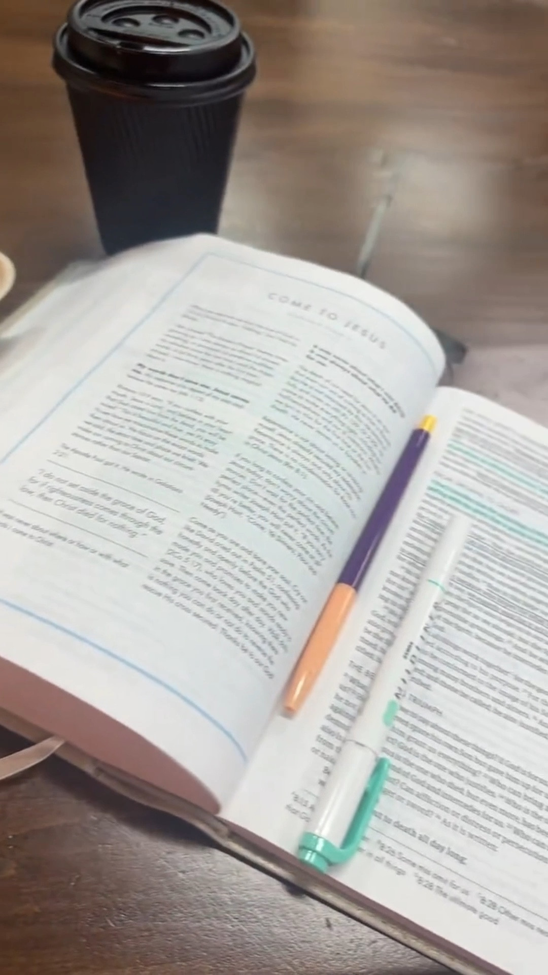 diml!!!!
linking outfits and things that got me through the day:) 

#LTKvlog #LTKdayinmylife #LTKHoliday