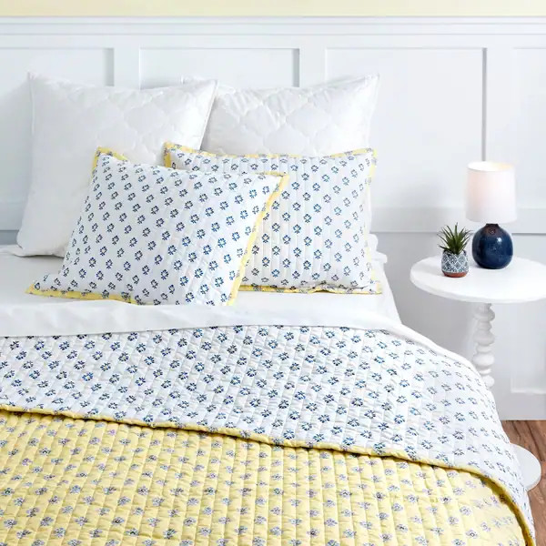 Martha Stewart Naomi Block Print 3 Piece Quilt Set - Printed - King | Bed Bath & Beyond